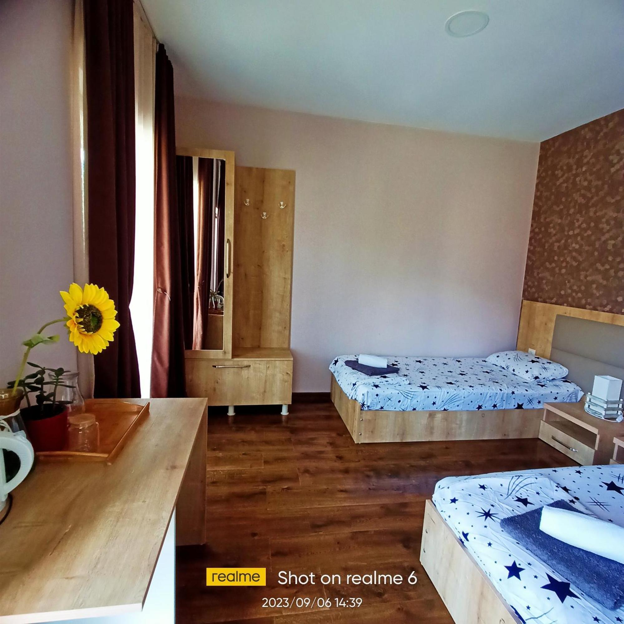House B&B Mestia Eksteriør bilde