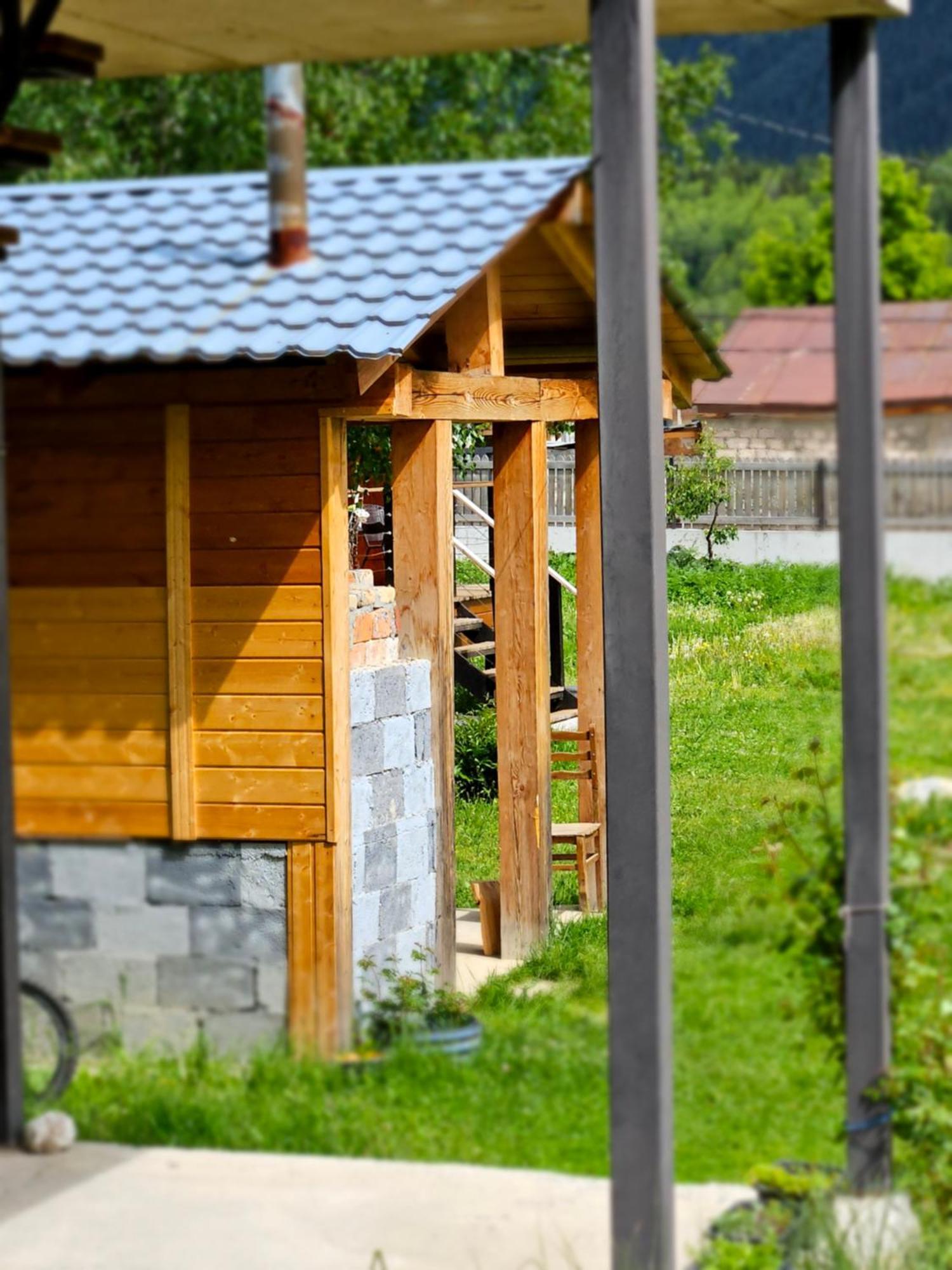 House B&B Mestia Eksteriør bilde